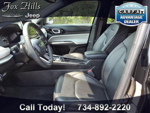 Certified 2024 Jeep Compass Limited AWD/4WD image 15