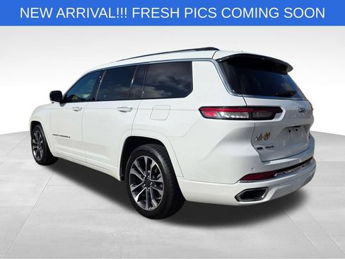 Used 2021 Jeep Grand Cherokee L Overland w/ Luxury Tech Group IV AWD/4WD image 5