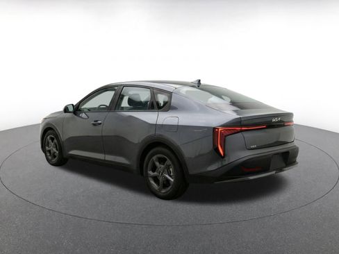 Used 2025 Kia K4 FWD image 7