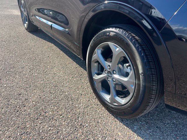 Certified 2024 Ford Escape ST-Line w/ Tech Pack #1 AWD/4WD image 24