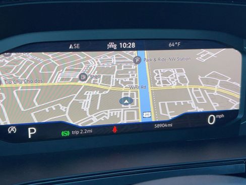 Used 2022 Volkswagen Taos SEL image 25