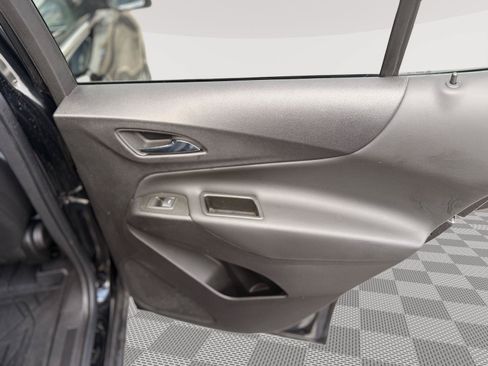 Used 2024 Chevrolet Equinox LT w/ LPO, Floor Liner Package FWD image 36