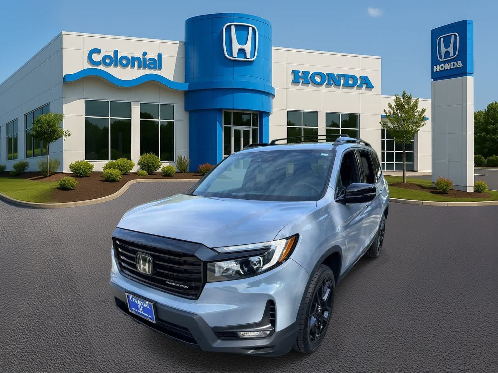 Used 2025 Honda Passport Black Edition image 2