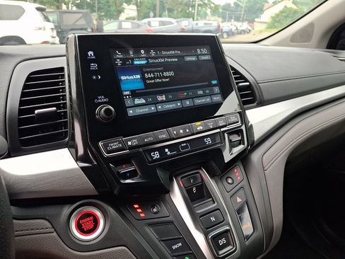 Used 2019 Honda Odyssey EX image 23