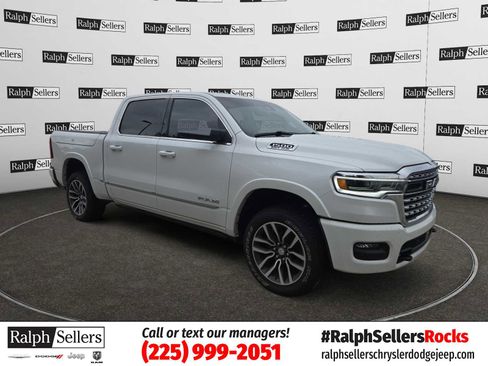 Used 2025 RAM 1500 Limited w/ Body Color Bumper Group AWD/4WD image 1