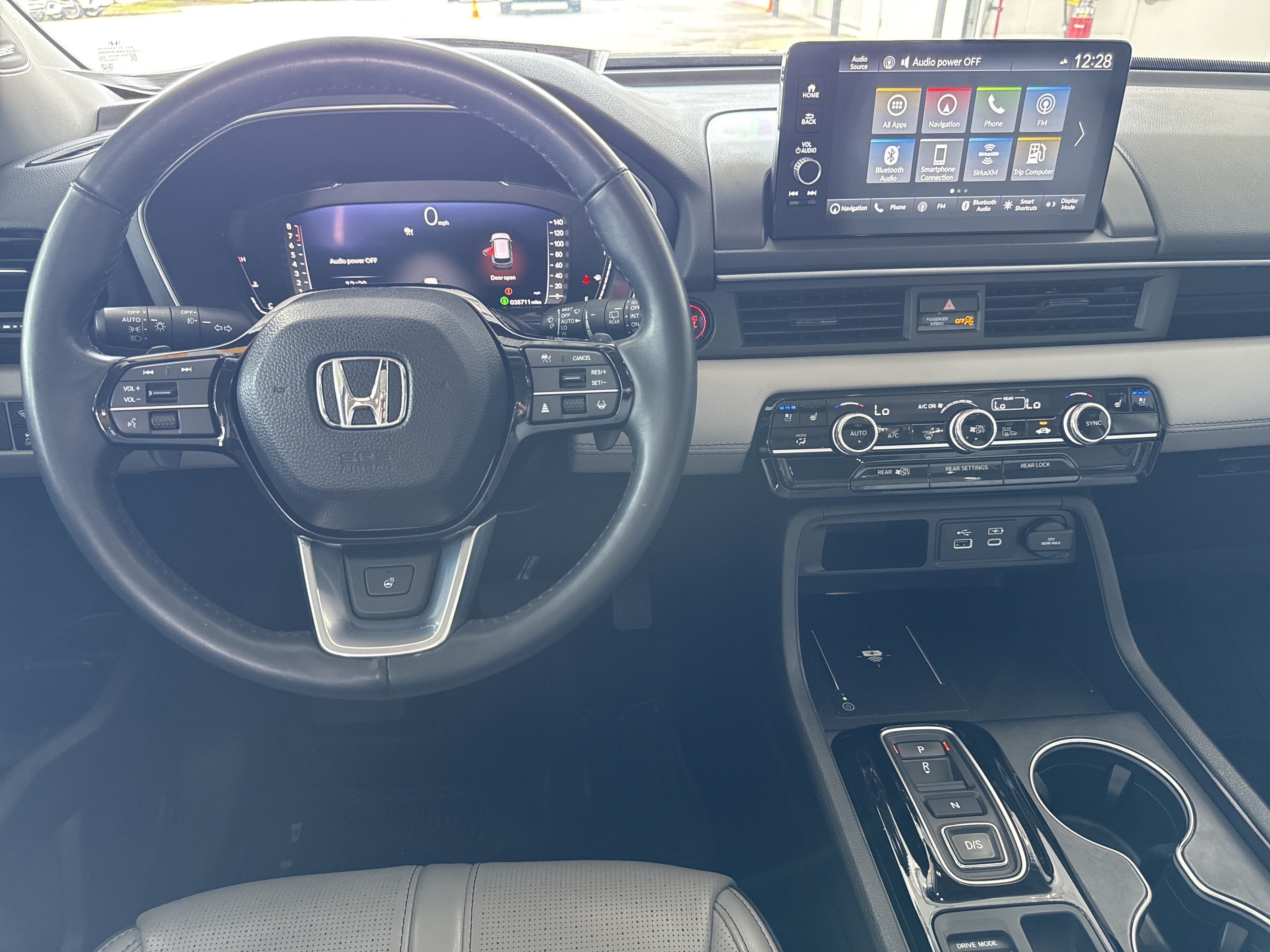 Used 2023 Honda Pilot Elite image 35