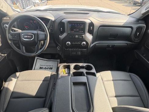Certified 2024 GMC Sierra 1500 Pro w/ Pro Value Package image 9