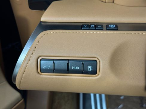 Used 2024 Lexus LC 500 Convertible w/ Touring Package image 16