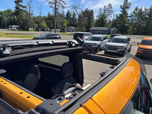 Used 2022 Ford Bronco Outer Banks AWD/4WD image 14