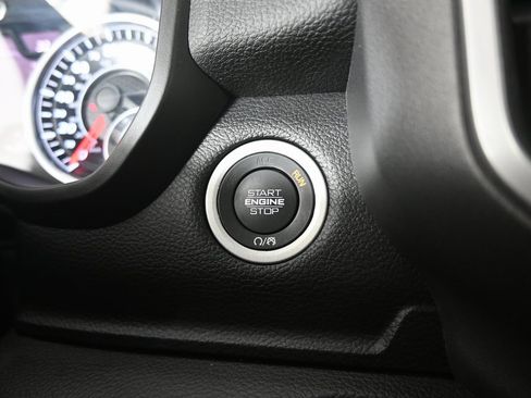 Used 2022 RAM 1500 Lone Star image 32