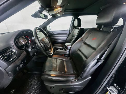 Used 2023 Dodge Durango GT RWD image 13