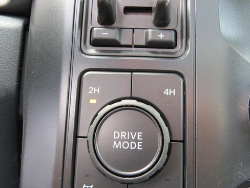 New 2025 Ford F250 Platinum image 26