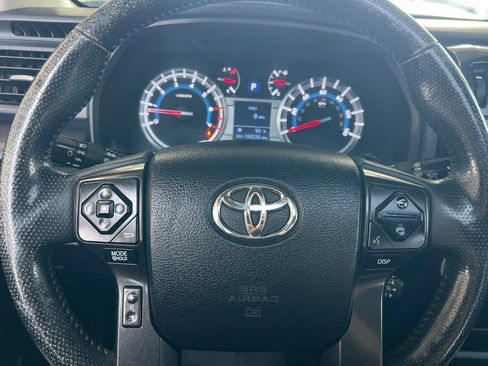 Used 2016 Toyota 4Runner Trail Premium AWD/4WD image 19