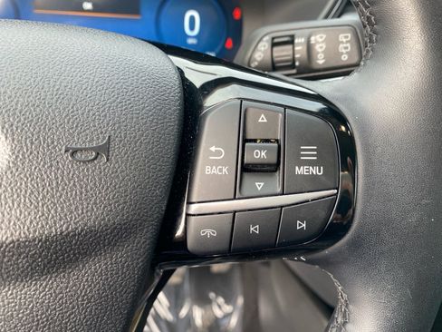Used 2025 Ford Escape Platinum AWD/4WD image 17