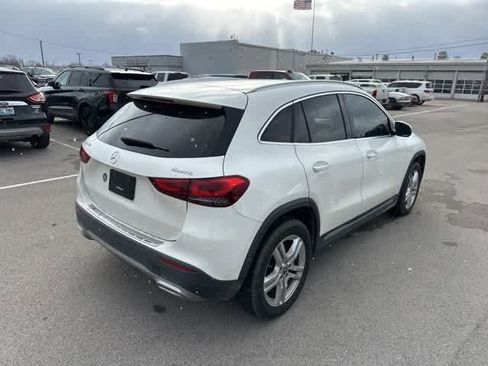 Used 2021 Mercedes-Benz GLA 250 4MATIC w/ Premium Package image 18