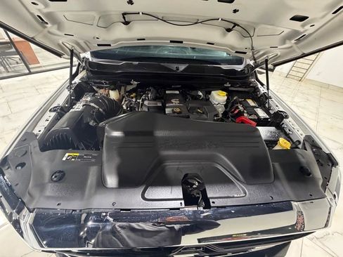 Used 2019 RAM 3500 Big Horn image 4