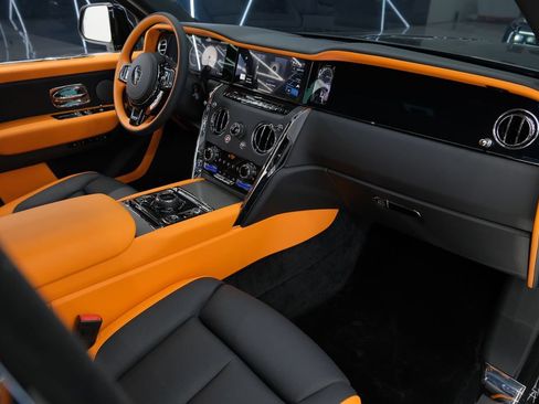 Used 2026 Rolls-Royce Cullinan AWD/4WD image 39