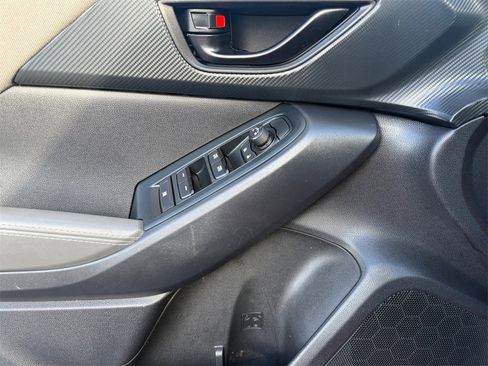 Used 2024 Subaru Crosstrek 2.0i Premium image 28