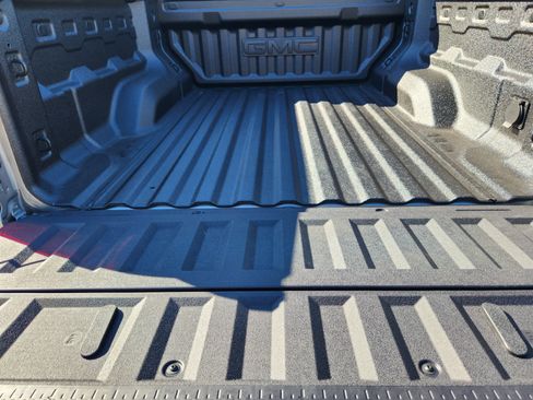 Certified 2026 GMC Canyon Denali image 34