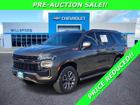 Used 2021 Chevrolet Tahoe Z71 w/ Rear Media and Nav Package AWD/4WD image 1