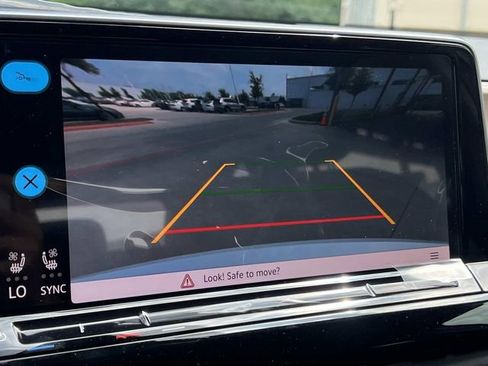 New 2026 Volkswagen Atlas SE FWD image 20