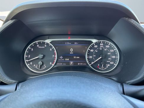 Used 2023 Nissan Sentra SR w/ Electronics Package FWD image 12
