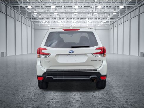 Used 2022 Subaru Forester Limited AWD/4WD image 4