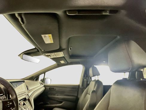 Used 2023 Honda Odyssey Sport image 25