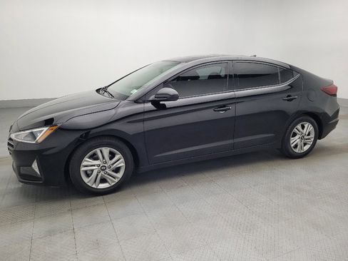 Used 2020 Hyundai Elantra Value Edition w/ Cargo Package (C1) FWD image 2