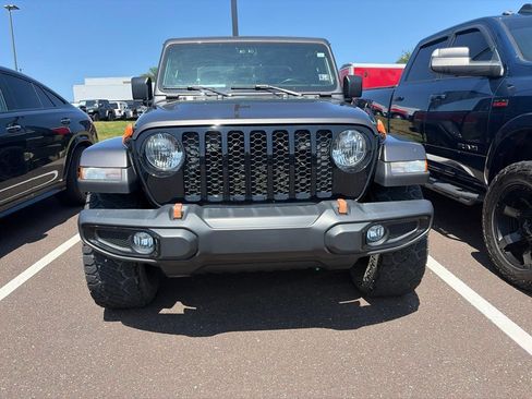 Used 2021 Jeep Gladiator Sport AWD/4WD image 2