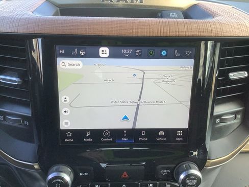 Used 2022 RAM 1500 Limited w/ Bed Utility Group image 18