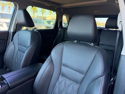 Certified 2024 Nissan Rogue Platinum w/ Platinum Premium Package image 12