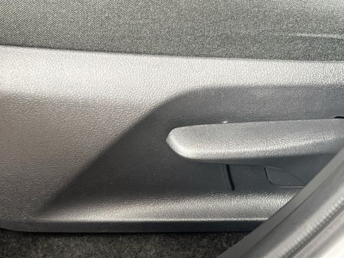 Used 2025 Toyota RAV4 LE FWD image 16
