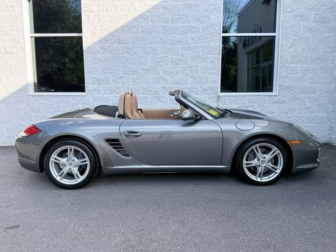Used 2011 Porsche Boxster RWD image 34