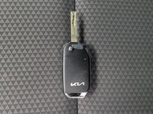 Used 2024 Kia Soul LX w/ Option Group 015 image 32