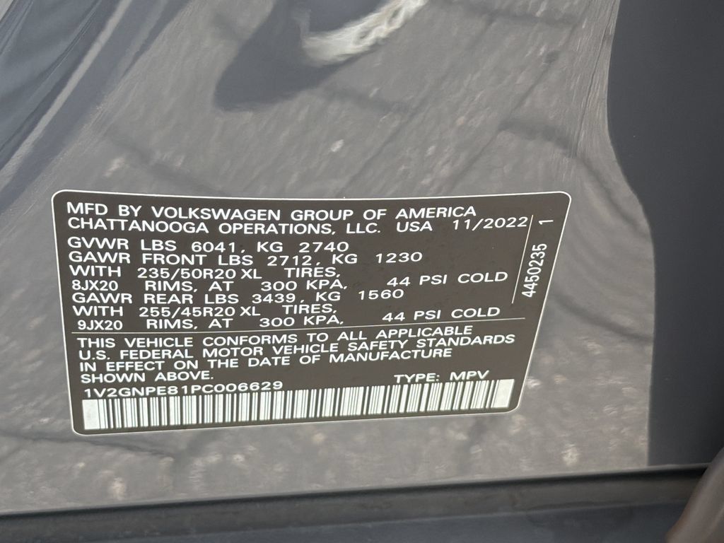 Used 2023 Volkswagen ID.4 Pro S Plus AWD/4WD image 33