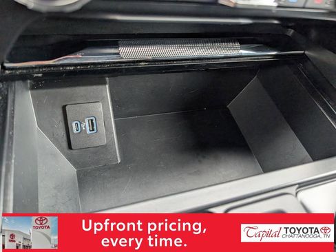 Used 2023 Ford F150 Lariat AWD/4WD image 22