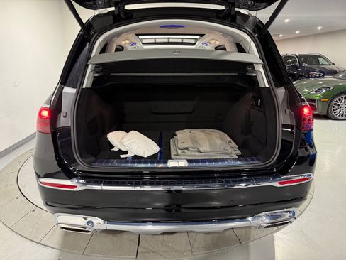 Used 2024 Mercedes-Benz Maybach GLS 600 4MATIC image 14