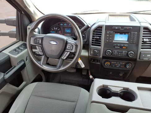 Used 2020 Ford F250 XL w/ STX Appearance Package AWD/4WD image 17