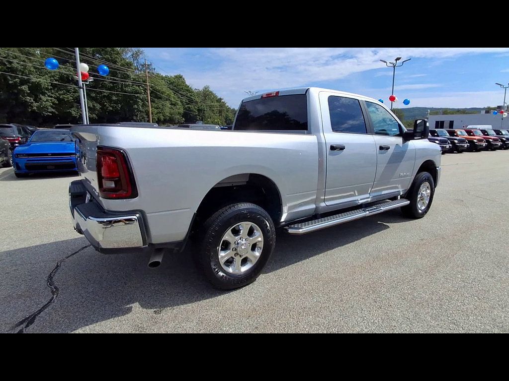 Used 2026 RAM 2500 Big Horn AWD/4WD image 8