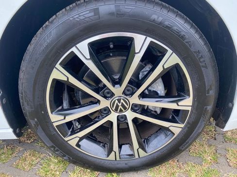 Used 2024 Volkswagen Jetta Sport FWD image 9