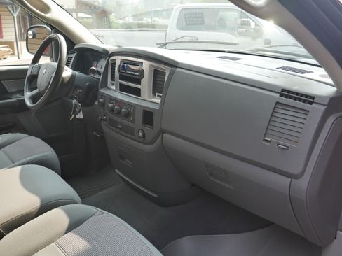 Used 2007 Dodge Ram 1500 Truck SLT w/ Ramcharger Group AWD/4WD image 18