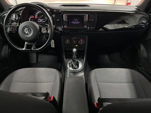 Used 2019 Volkswagen Beetle 2.0T S image 23