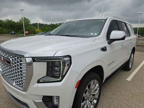 Used 2021 GMC Yukon Denali w/ Denali Ultimate Package AWD/4WD image 2