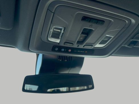 Used 2024 Chevrolet Silverado 1500 LTZ image 21