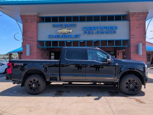 Used 2024 Ford F250 Lariat w/ Sport Appearance Package AWD/4WD image 10