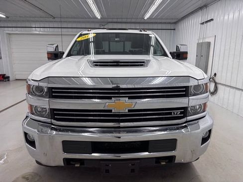 Used 2018 Chevrolet Silverado 2500 LTZ w/ LTZ Plus Package AWD/4WD image 2