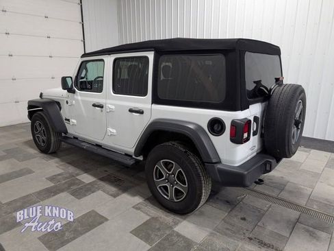 Used 2022 Jeep Wrangler Unlimited Sport image 2