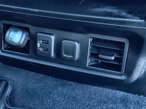 Used 2021 GMC Sierra 1500 Elevation image 37