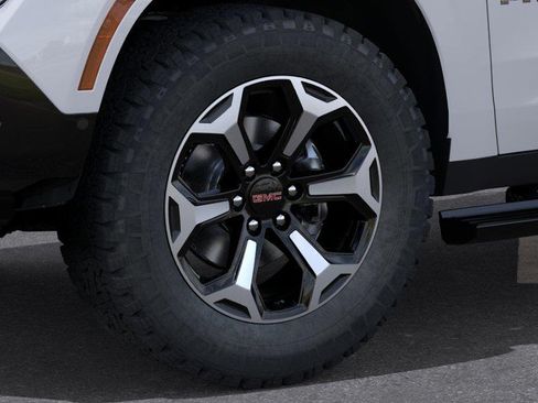 New 2026 GMC Yukon AT4 w/ AT4 Premium Plus Package AWD/4WD image 9